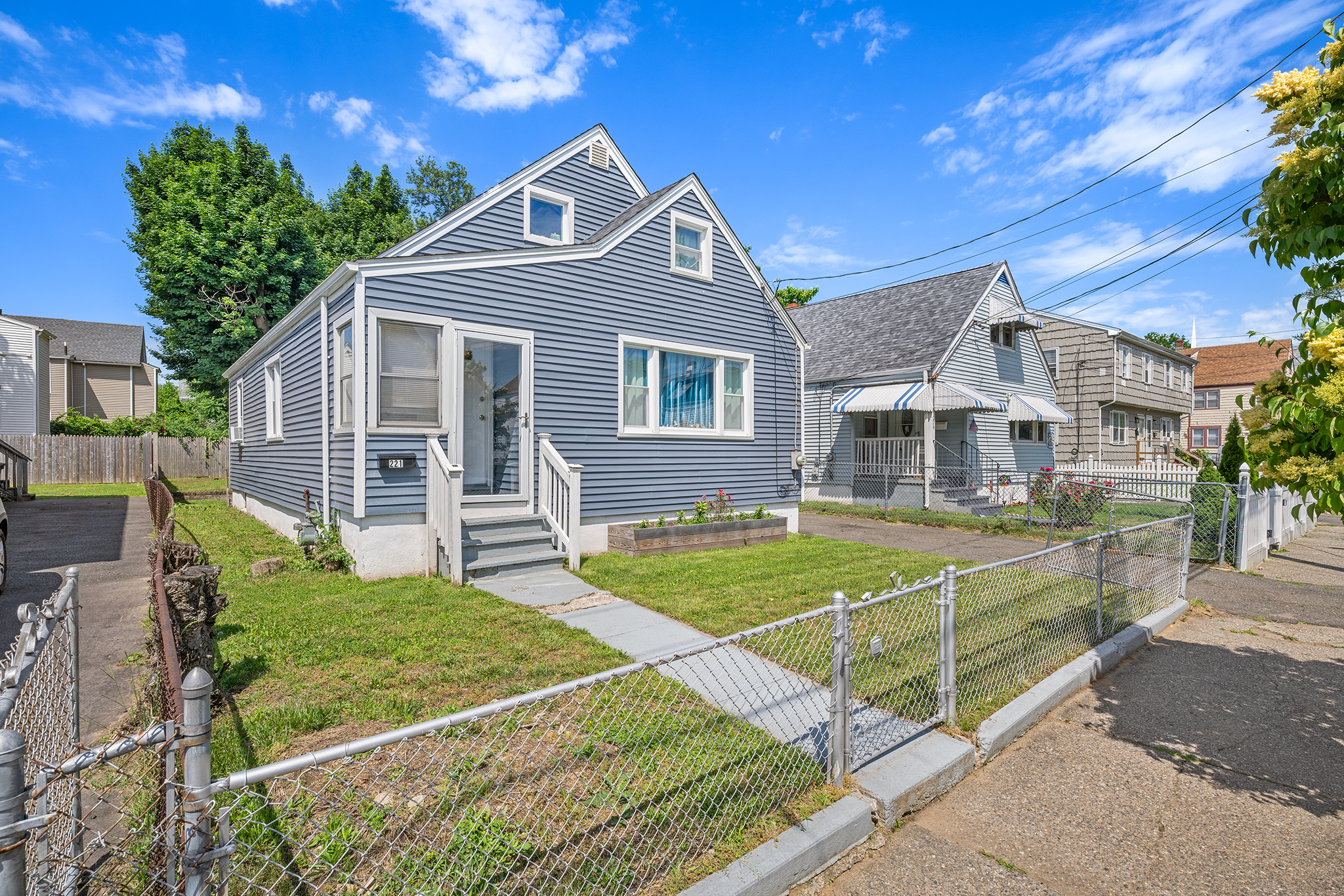 221 Wilmot Ave, Bridgeport CT — sold
